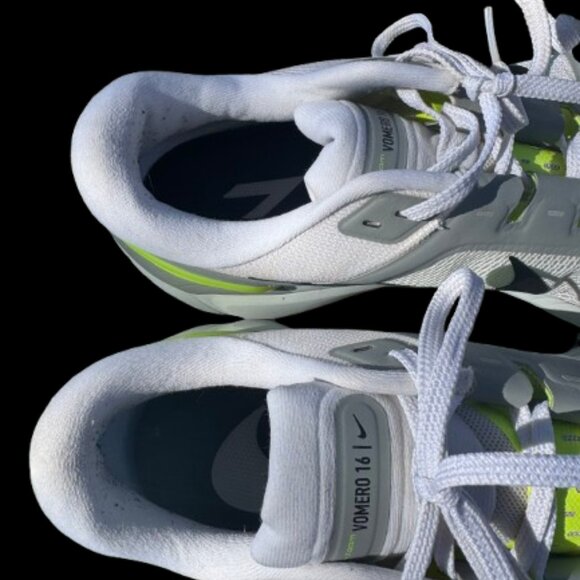 10.5White Neon Green Air Zoom Vomero 16 Nike Trainers Running Shoes Light Use - Picture 3 of 4